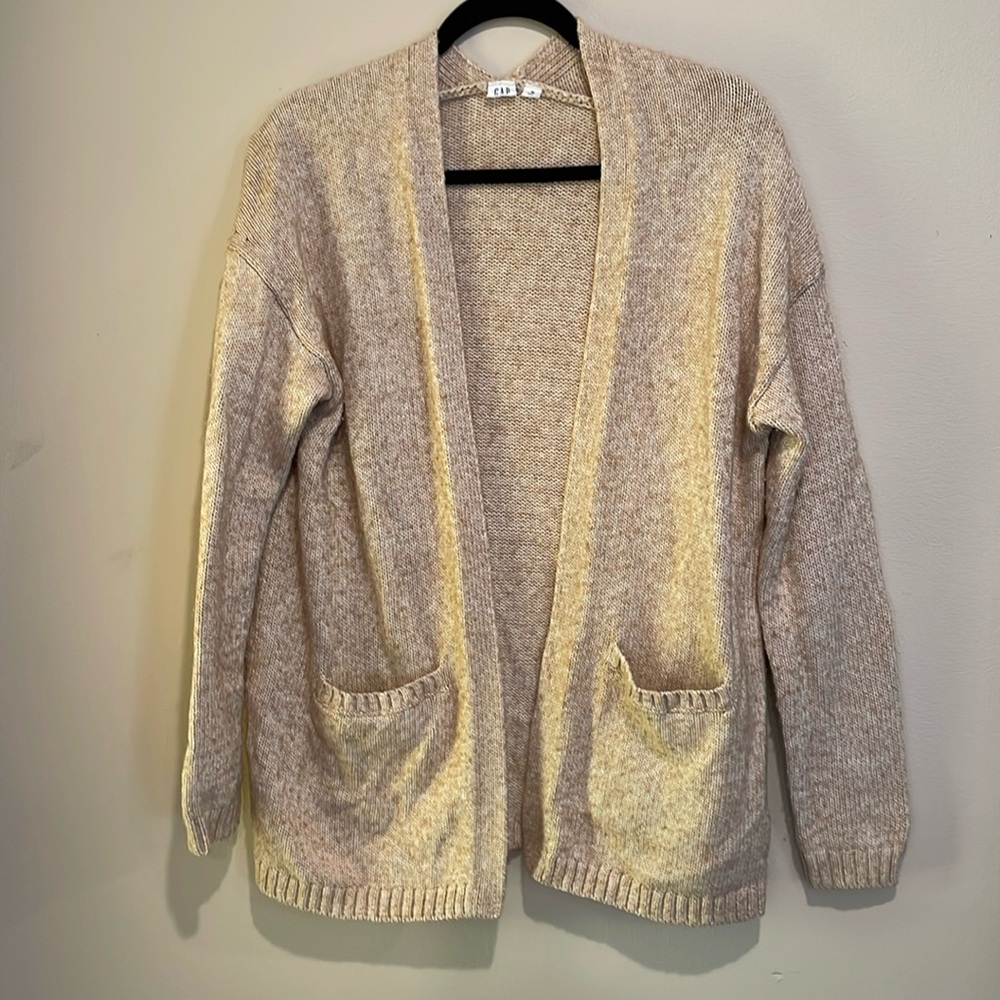 Gap Cream Color Knitted Cardigan, size medium with front pockets for everyday